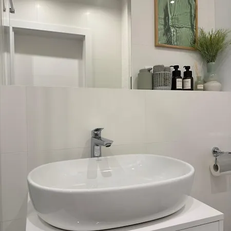 Wave Apartment *