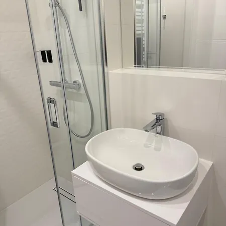 Wave * 米兹多洛杰