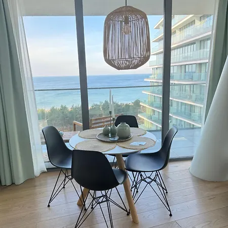 Apartment Wave